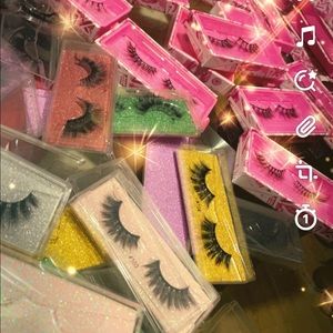 eyelash strips/BlinkoutLoud/#SincereBeauty